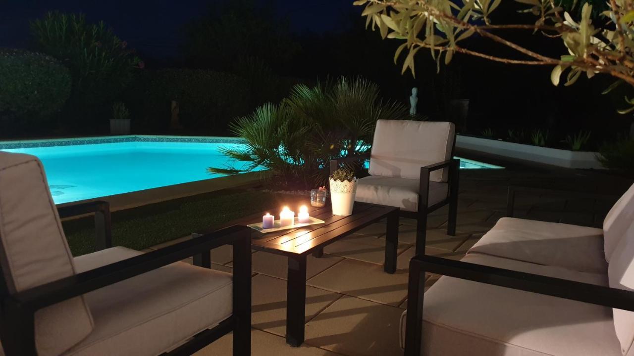 La Villa d'Olivène Cuers Esterno foto